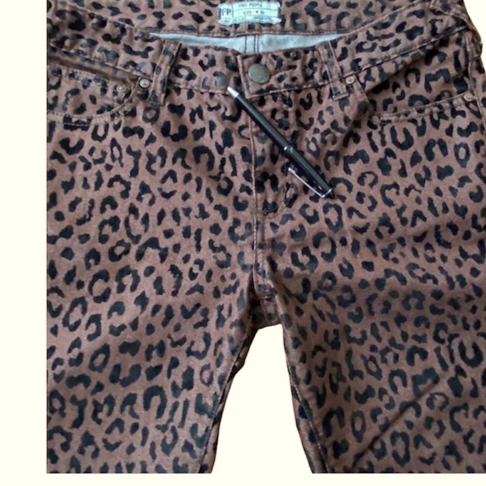 Free People Leopard Print Skinny Jeans Size 30 - Picture 6 of 7